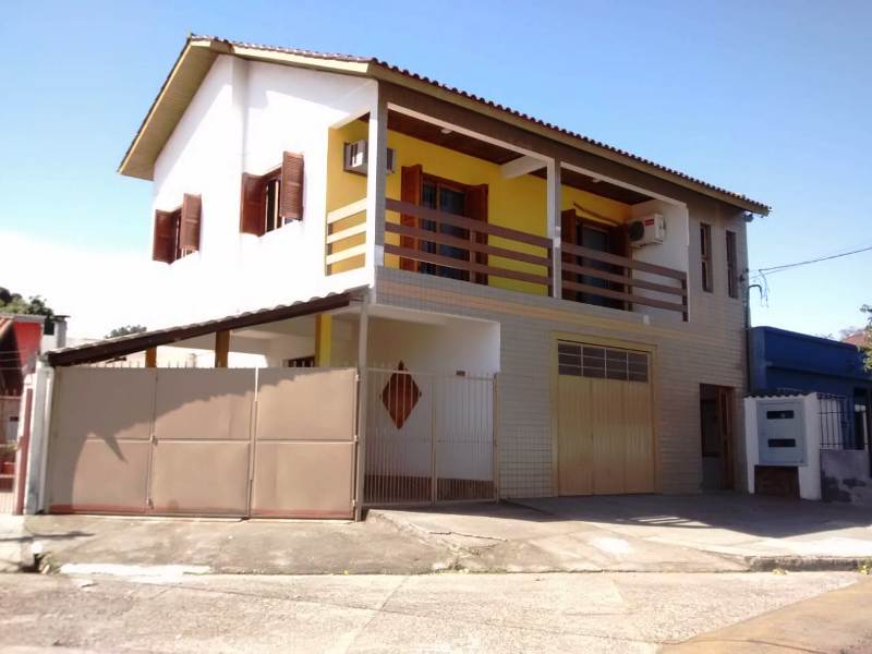 Imóveis Chagas Santana do Livramento - Divisa - Casa com 2 salões Comerciais